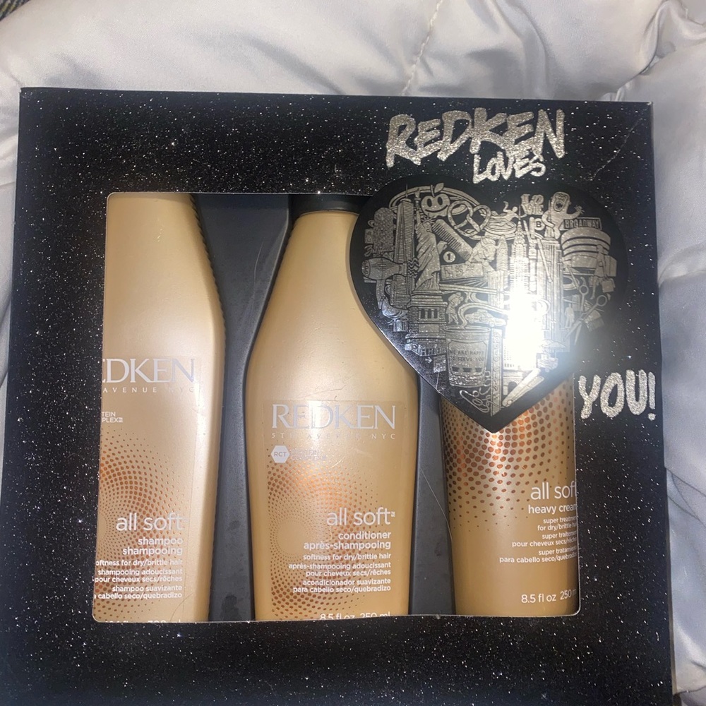 Redken all soft set